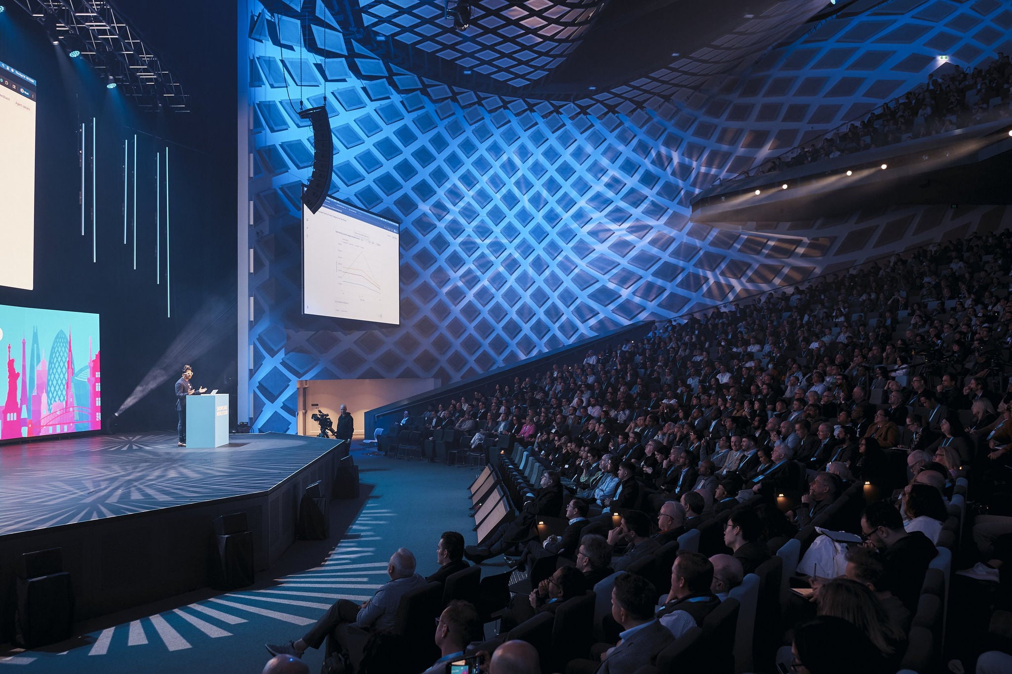 Dev Day audience at Snowflake Summit 2024