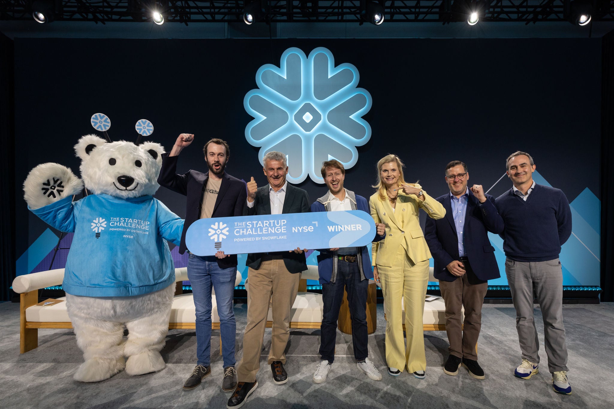 Photo from the Startup Challenge 2026 finale with the winners from LGND, Benoit Dageville, Denise Persson