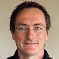 Headshot of Dave Matthews